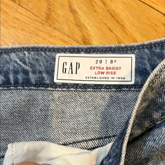 GAP Extra Baggy Low Rise Jeans Short Length